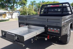 Conweld Bundaberg Alloy Ute Trays and Alloy Canopies Ford Ranger Silver Deluxe Tray Silver Black 005 1500x1000