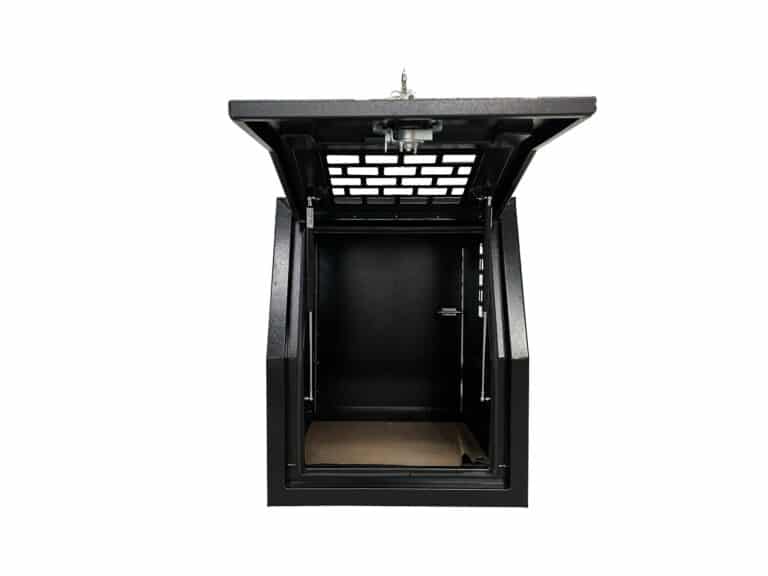 black flat plate dog box 12