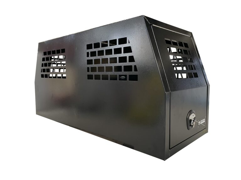 black flat plate dog box 15