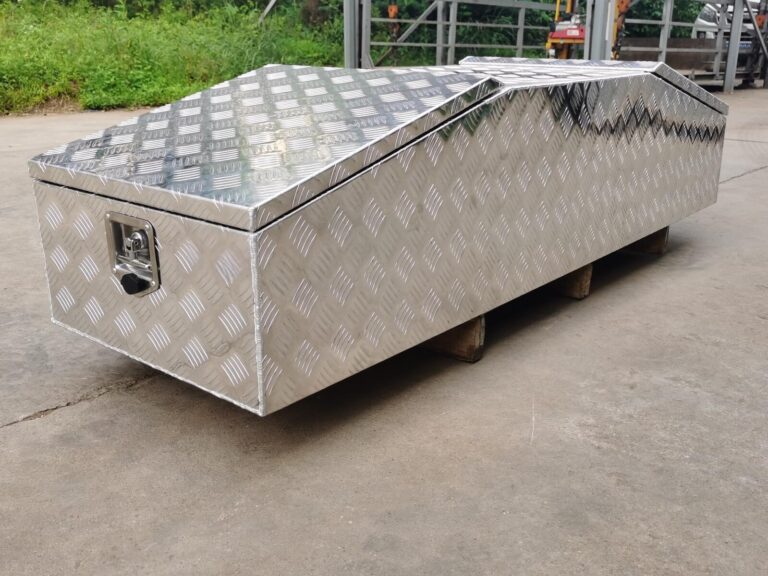 Aluminium Gullwing Toolbox-2