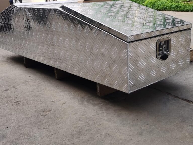 Aluminium Gullwing Toolbox-7