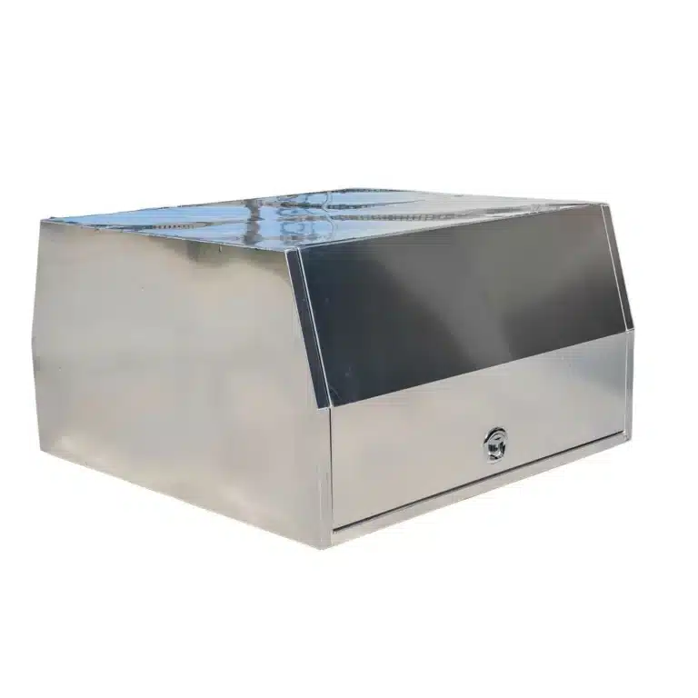 canopy with dog box 04